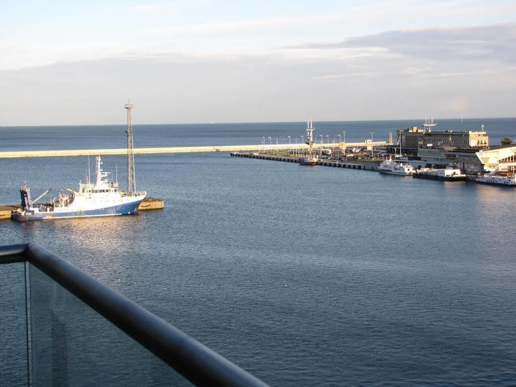 Sea Towers Apartment Gdynia Exterior photo
